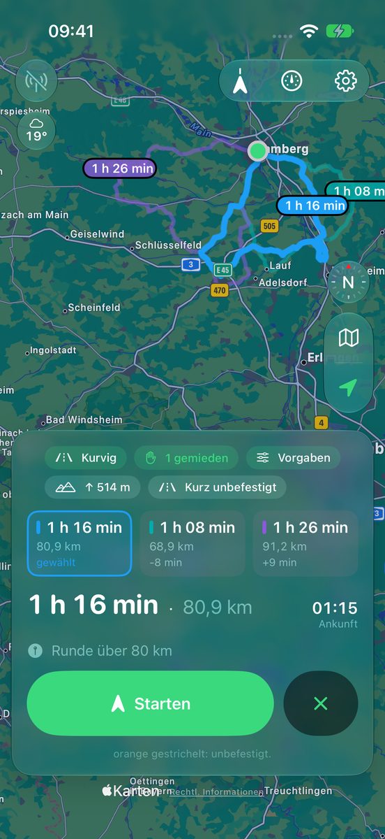 Drei Rundkurse gleichzeitig auf der Karte, in drei Farben, mit der Fahrzeit an der Linie